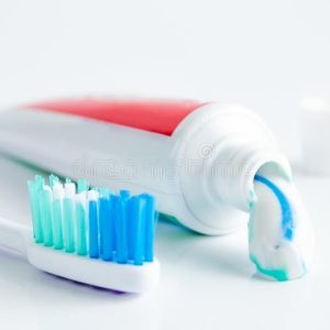 CEPILLO DIENTES CON PASTA 250 UNIDADES » ZENOX « CEPILLO DIENTES CON PASTA 250 UNIDADES " ZENOX "